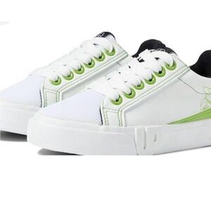 STAR WARS Kids White and Green Sneakers NIB